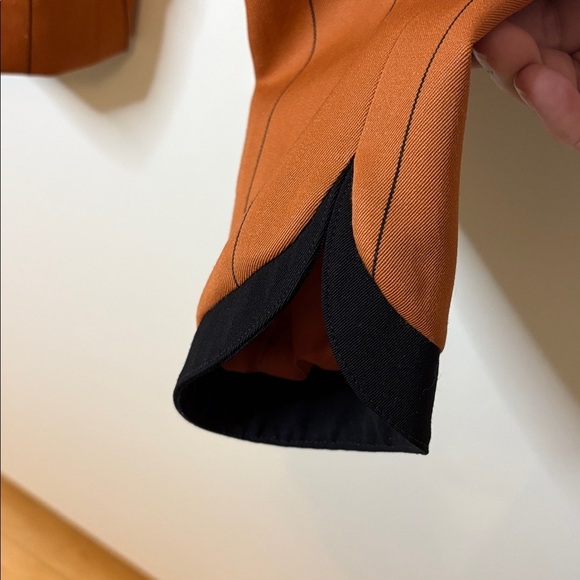 Vintage Krizia Brown and Black Striped Blazer - Picture 4 of 11